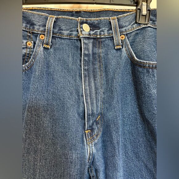 LEVIS - 505 M Sz 36/30 Regular Fit Straight-Leg Jeans/Medium Wash EUC - Picture 5 of 16